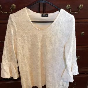 Women’s lace top (lined). Size large. Cream